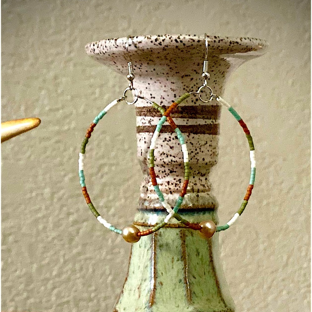 ONE OF A KIND freshwater Pearl and seed bead hoop earrings